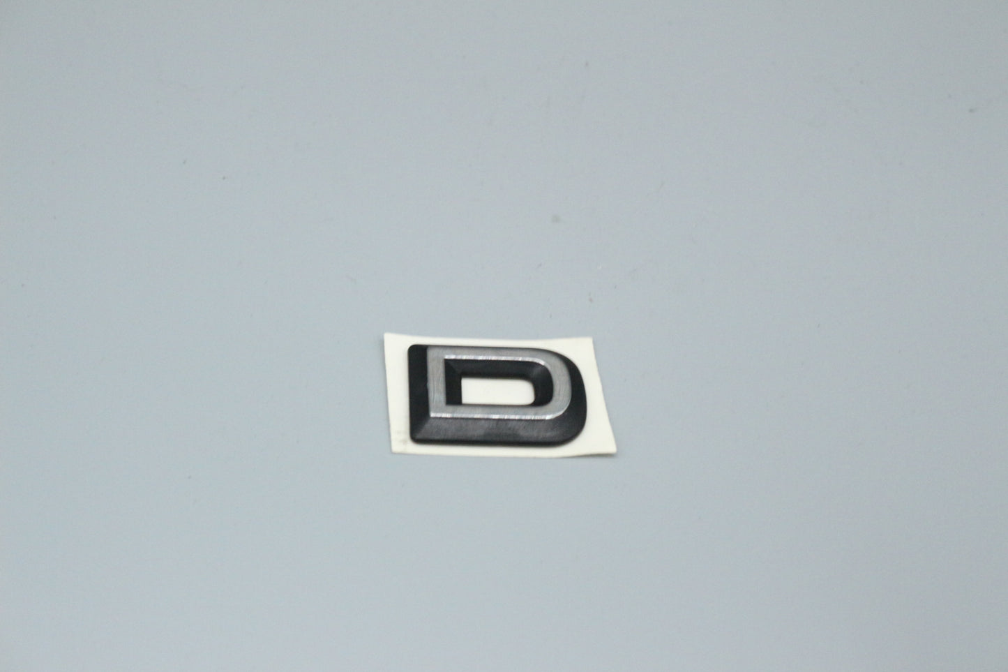 Emblem "D"