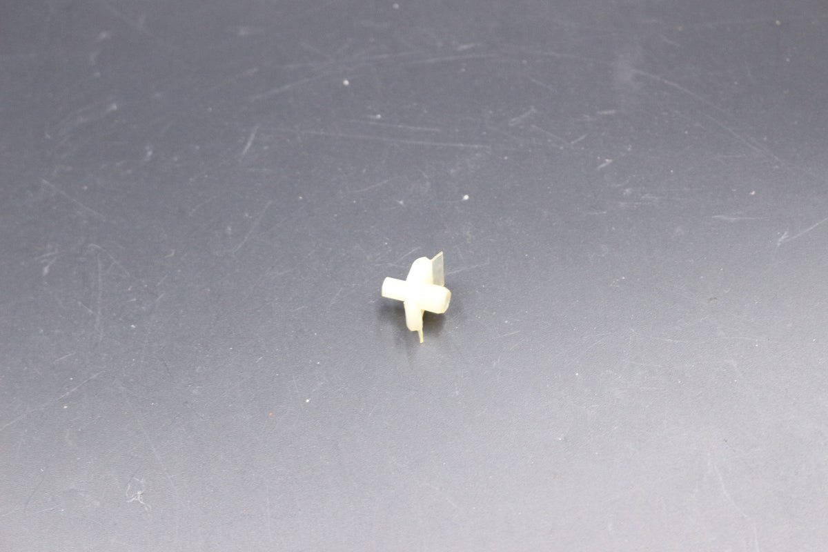 Klammer Clip Opel Kapitän Admiral Diplomat B OE 174725