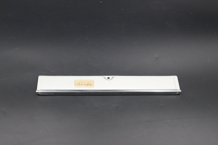 Zierstück Blende Mitte hinten