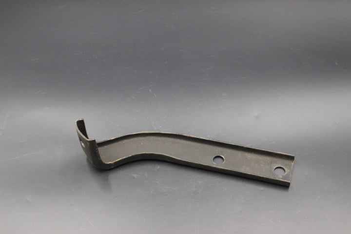 Stoßstangenhalter Halter vorne mitte rechts
