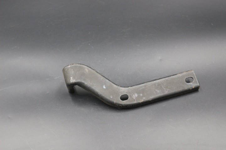 Stoßstangenhalter Halter vorne mitte rechts