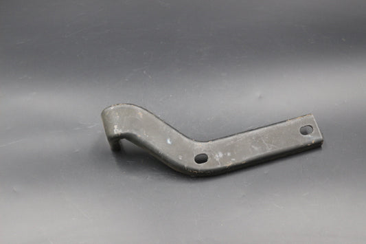 Stoßstangenhalter Halter vorne Mitte rechts