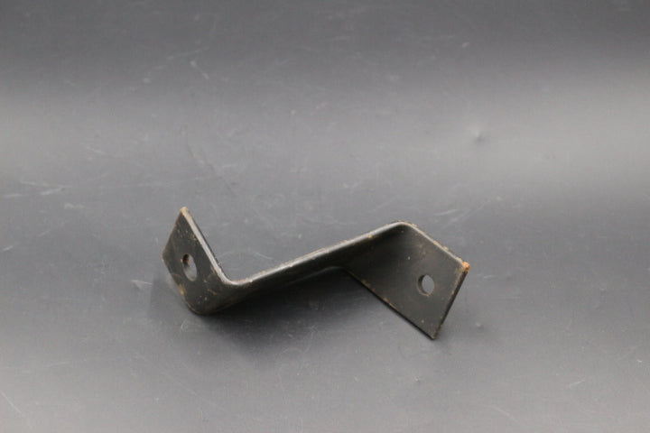 Stoßstangenhalter Halter hinten mitte rechts