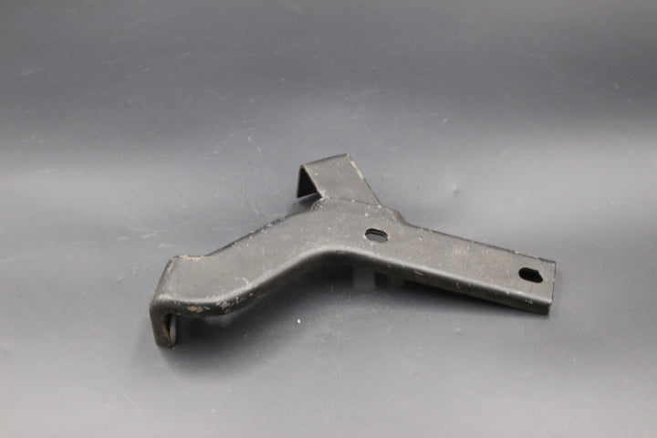 Stoßstangenhalter Halter vorne Mitte links