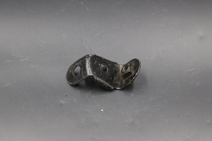 Stoßstangenhalter Halter hinten Seite rechts