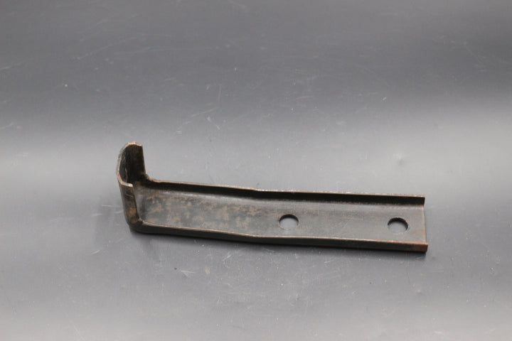 Stoßstangenhalter Halter hinten Mitte rechts