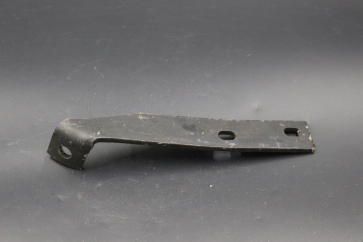 Stoßstangenhalter Halter hinten Mitte rechts