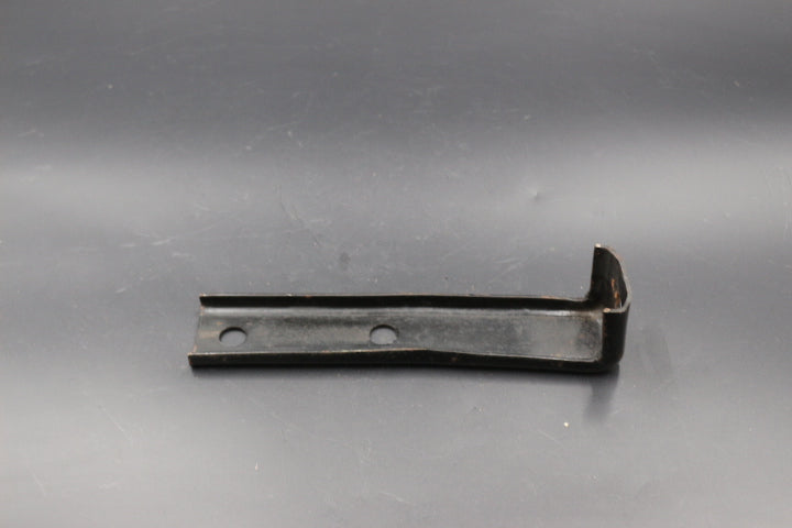 Stoßstangenhalter Halter hinten Mitte links