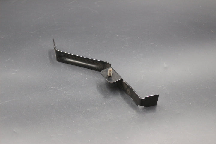 Halter hinten links Opel Kadett D OE 1406408 90053561