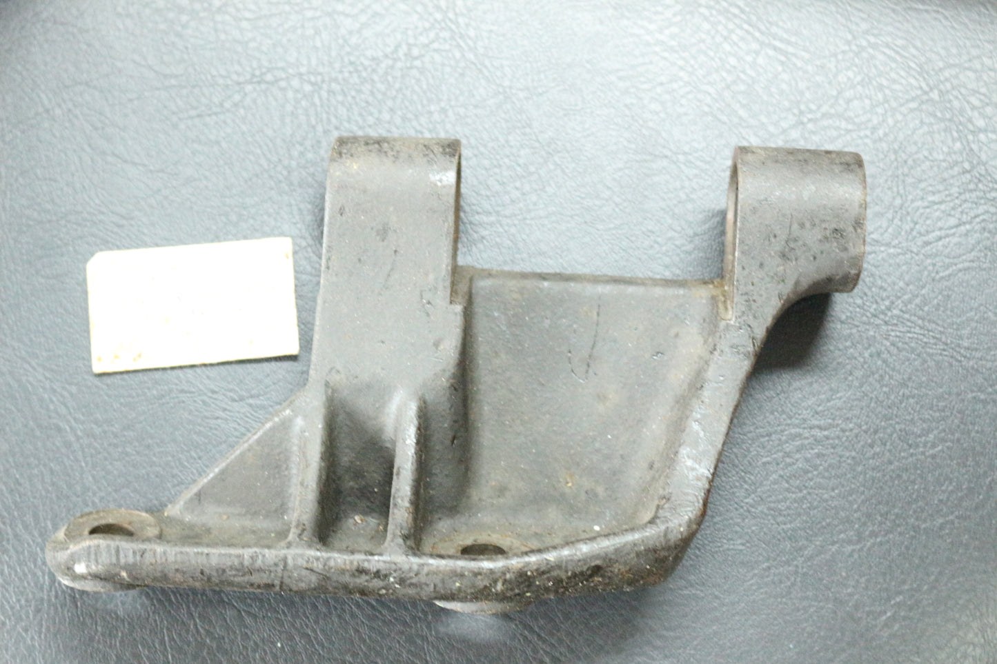 Halter Lichtmaschine