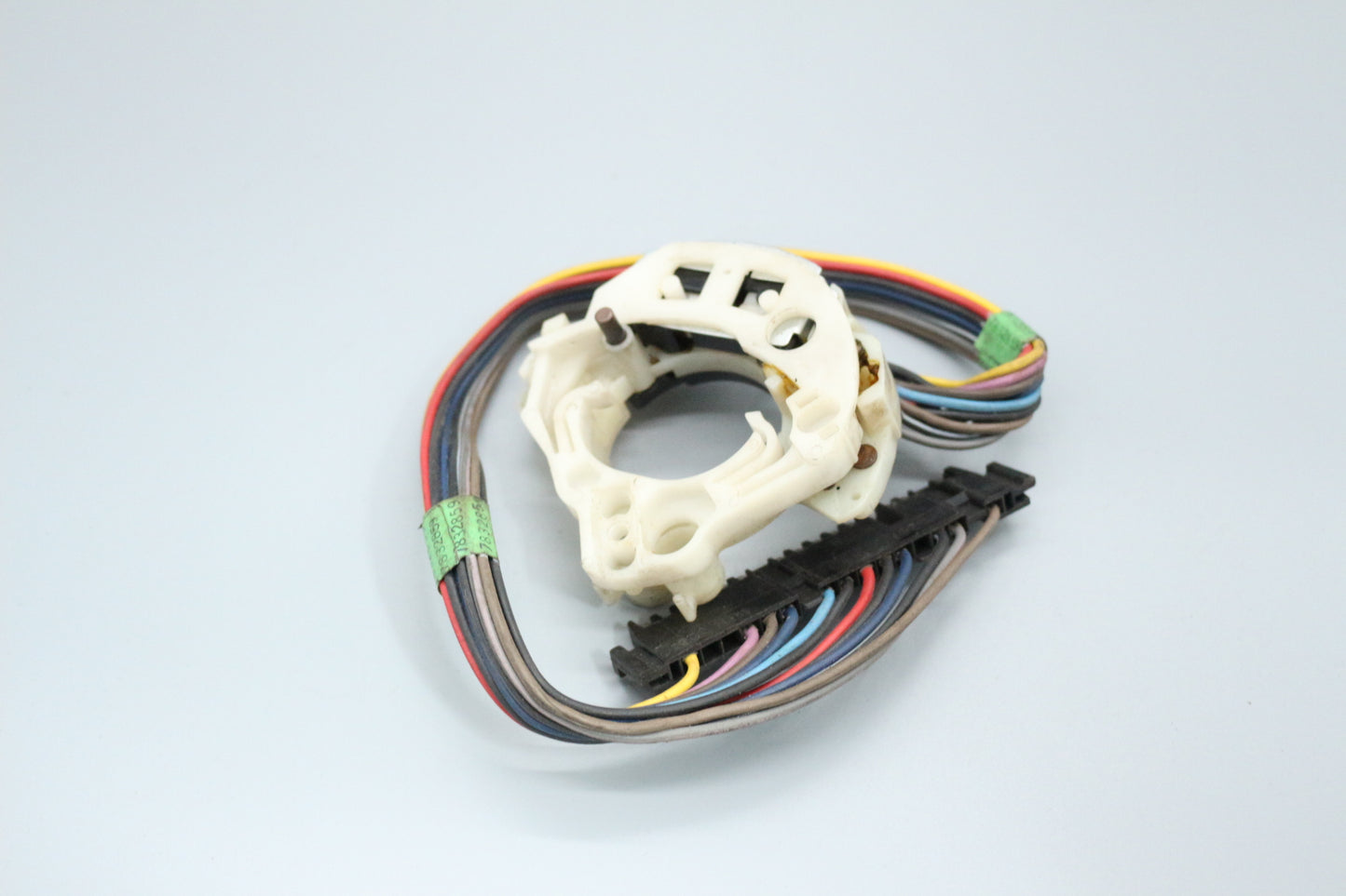 Turn signal switch / indicator switch without lever