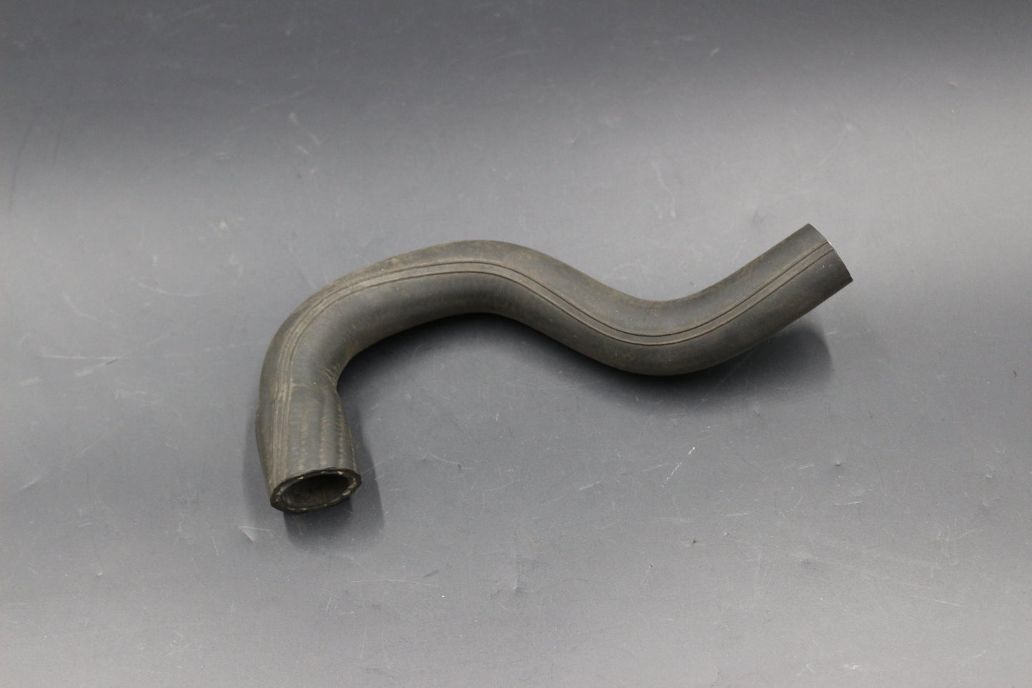 Wasserschlauch Opel Kadett E OE 1818541 90156581