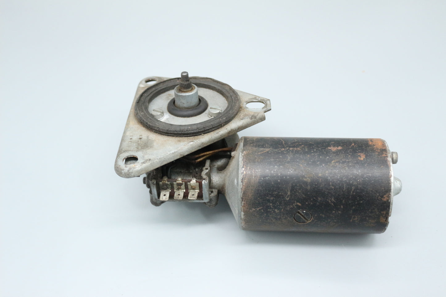 Wiper motor