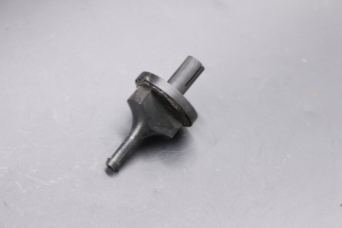 Rückschlagventil Opel Ascona C OE 806132 90122560