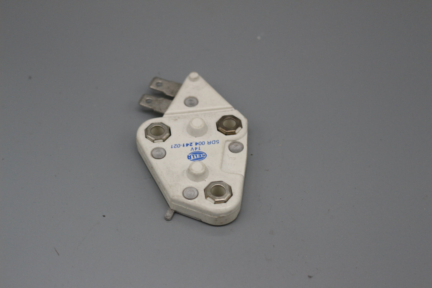 Hella Lichtmaschinenregler 14 V Delco