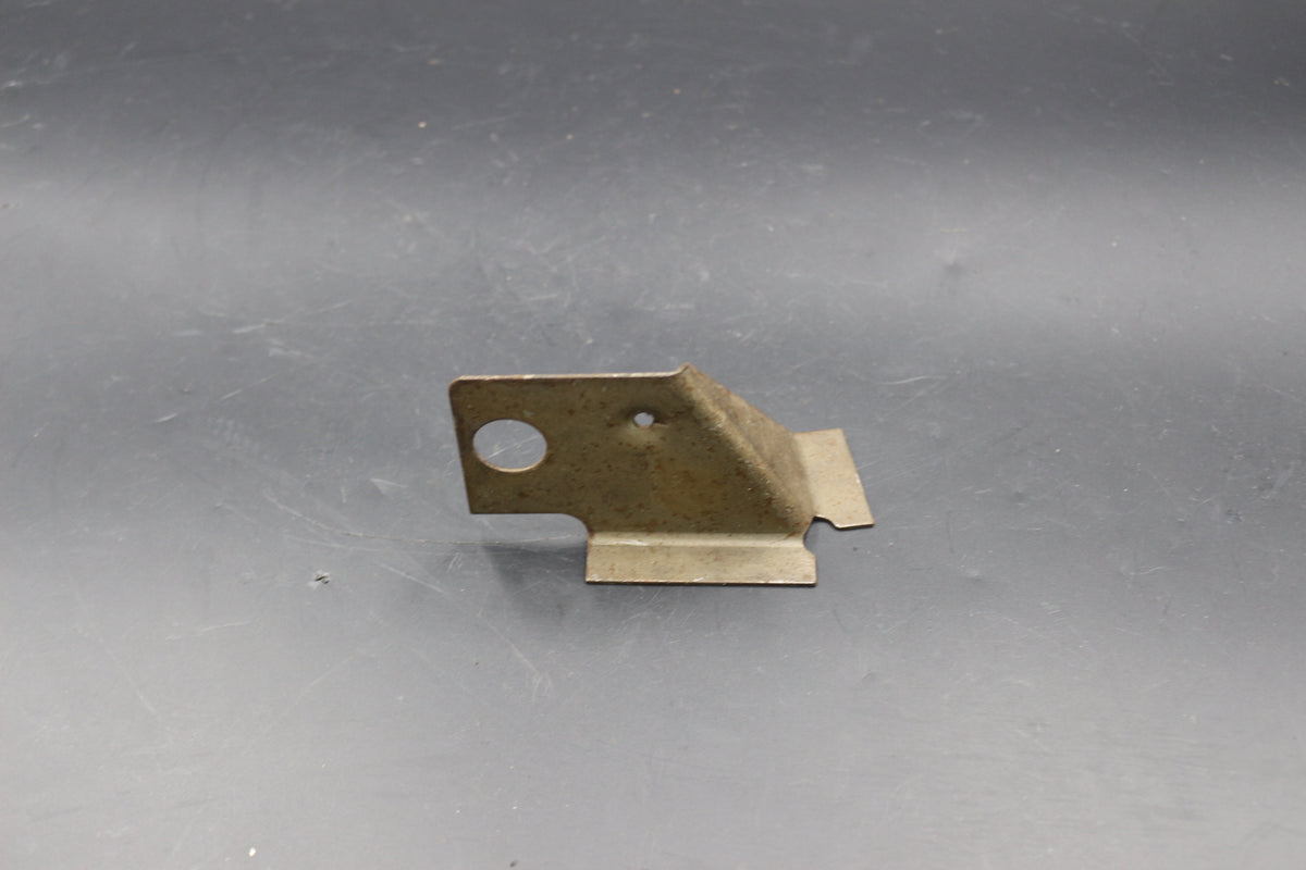 Halter hinten links Ausgleichsbehälter Opel Monza Senator A OE 1304718