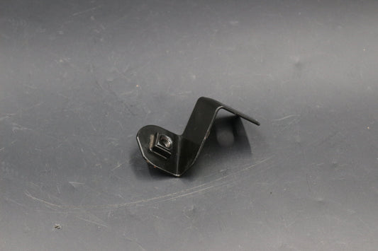 Halter Stoßstange hinten rechts außen Opel Rekord D Commodore B OE 1406417