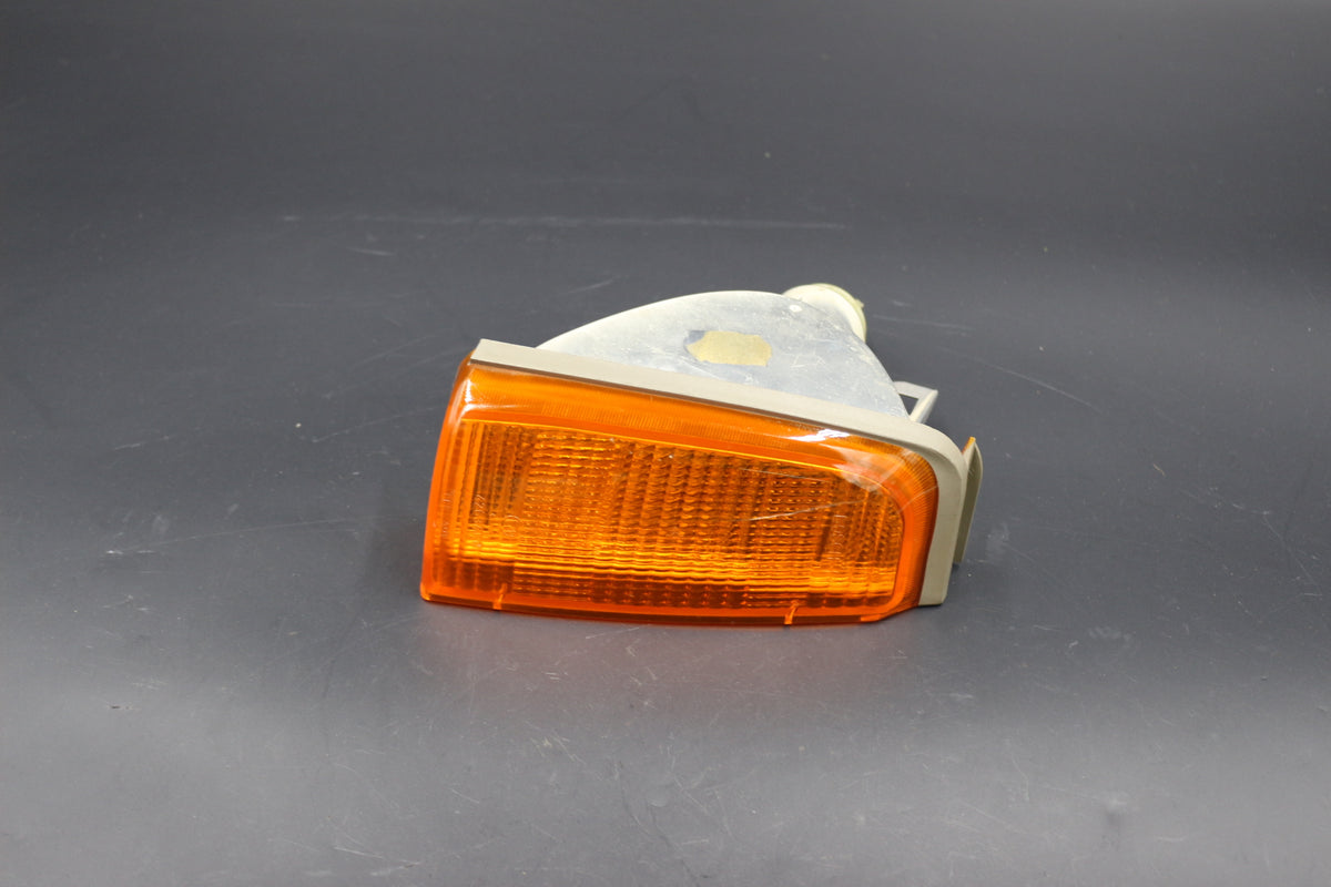 Blinker rechts Opel Ascona C OE 1226035 Bosch 1305233915