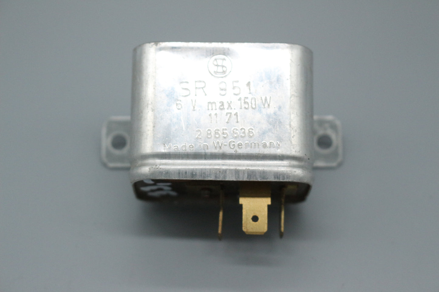 Wipe-wash control unit relay 12V