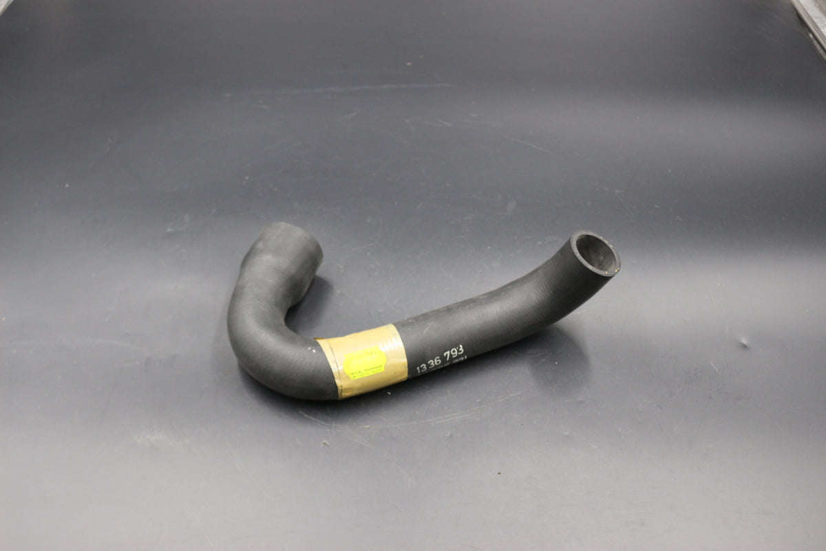 Kühlwasserschlauch unten Opel Rekord D OE 1336793 8966231