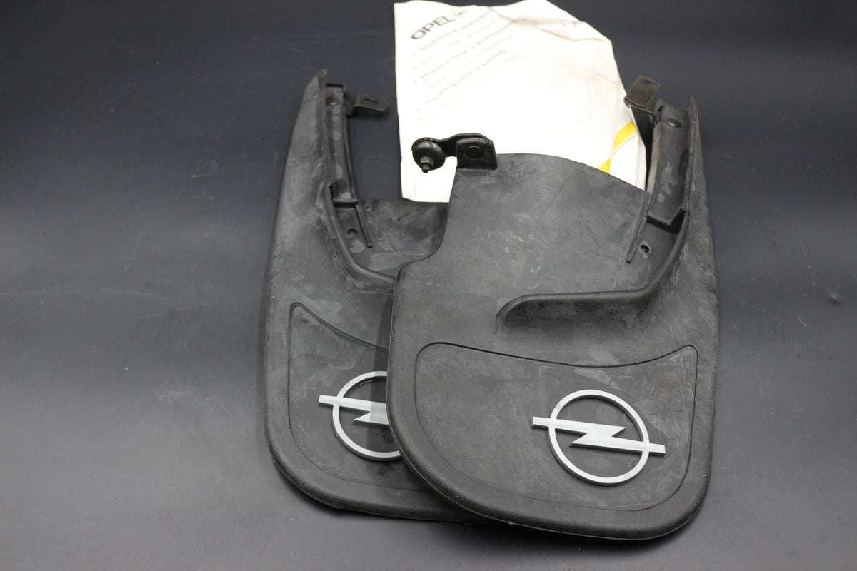 Schmutzfänger hinten Opel Omega A OE 1718639 90369668