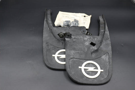 Schmutzfänger hinten Opel Omega A Caravan OE 1718554 90273223