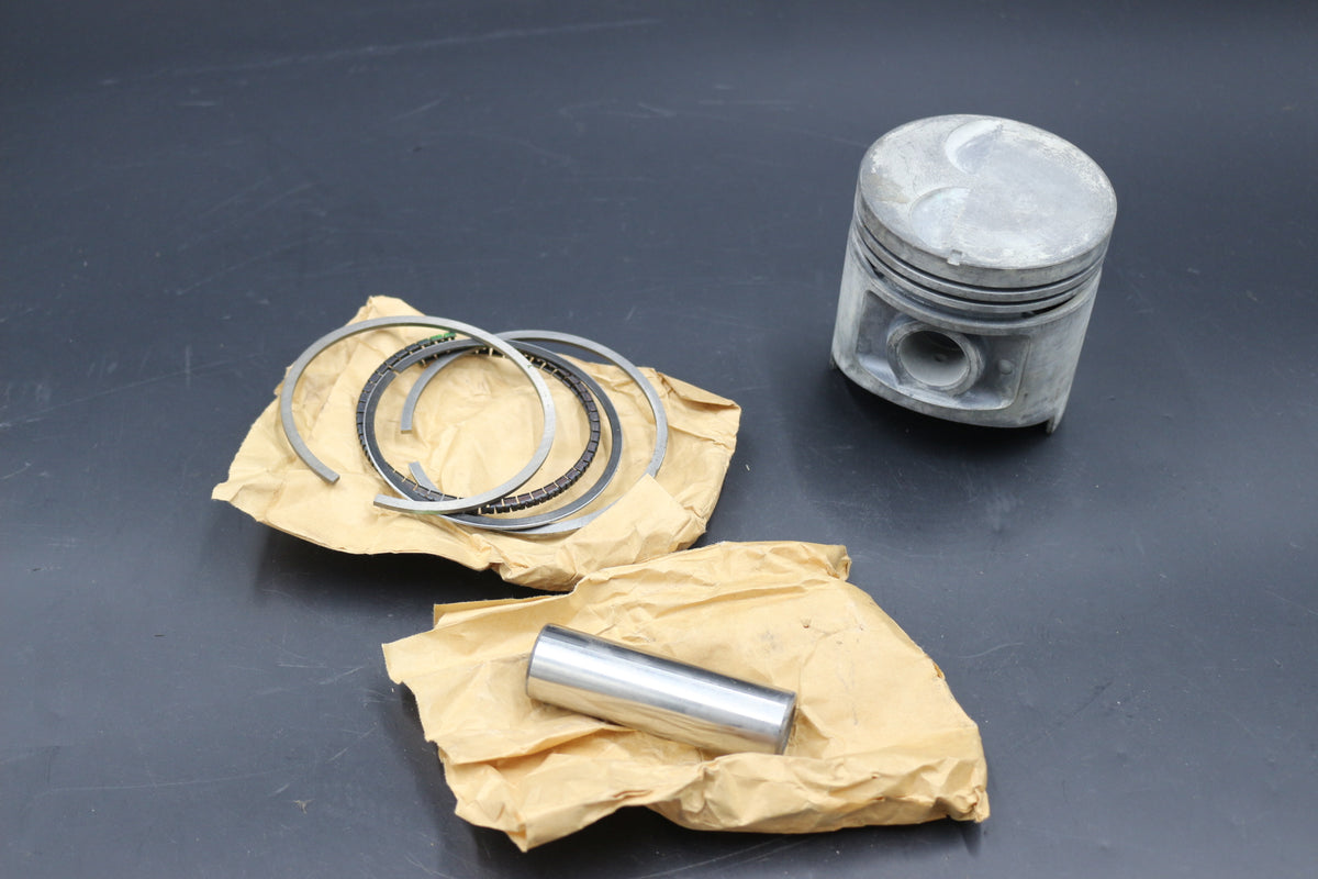 Kolben normal Opel Ascona Manta A 1,6S 623482 90004939
