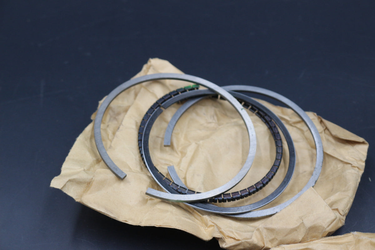 Kolben normal Opel Ascona Manta A 1,6S 623482 90004939