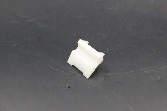 Clip Hauptscheinwerfer Rekord E Commodore C Monza Senator A OE 90045641