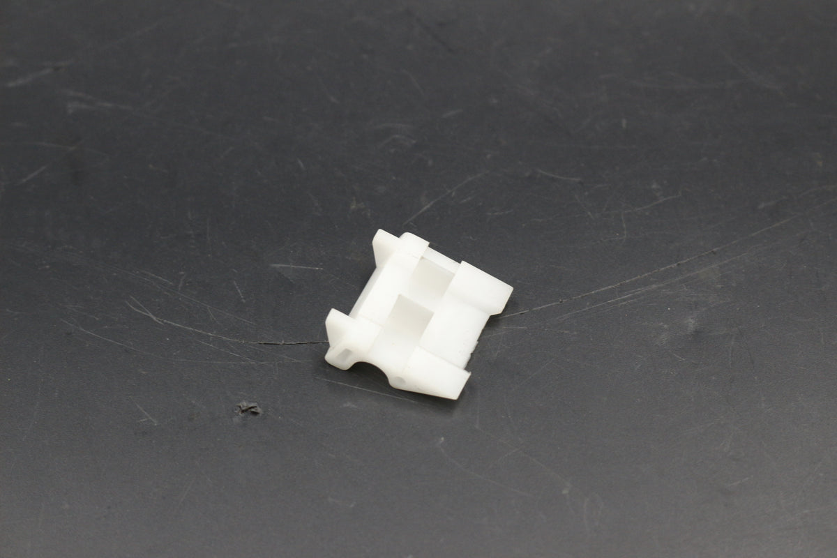 Clip Hauptscheinwerfer Rekord E Commodore C Monza Senator A OE 90045641