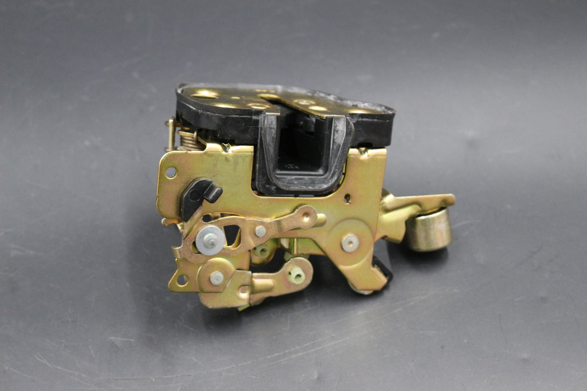 Türschloss hinten links Opel Corsa B Vectra A 5134067 90503793
