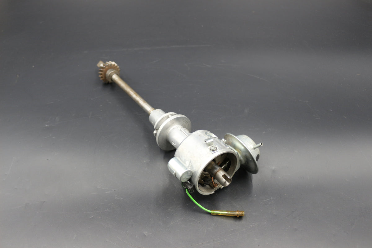 Verteiler Opel Ascona Manta A B Rekord C D E OE 1211040 Bosch 0231170153 / JFU4