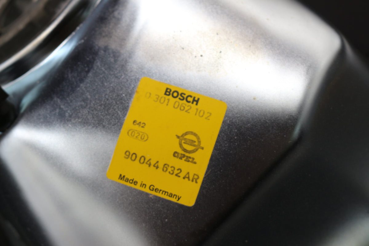 Hauptscheinwerfer rechts H4 Opel Rekord E1 OE 1216242 90044632 Bosch 0301062102